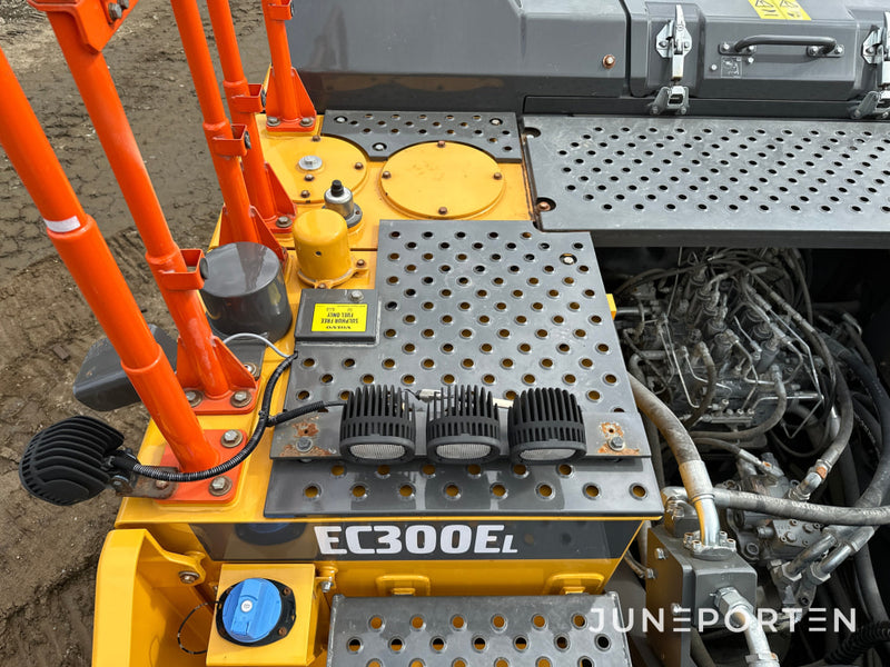 Volvo EC 300 E