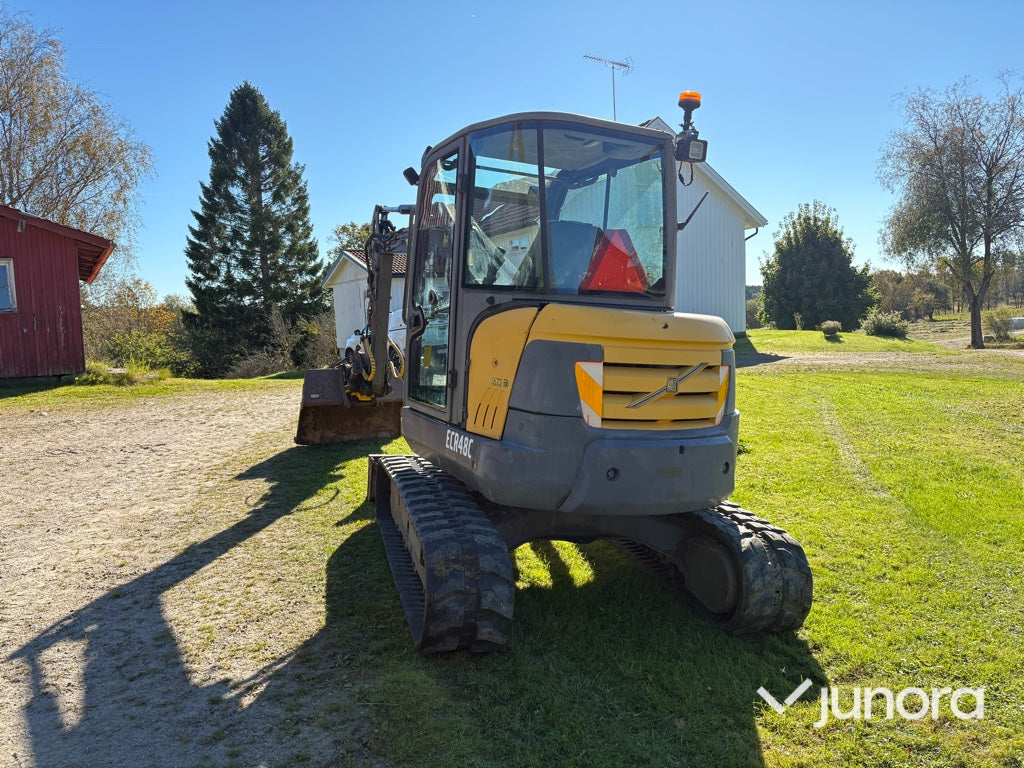 Bandgrävare grävmaskin Volvo ECR48C
