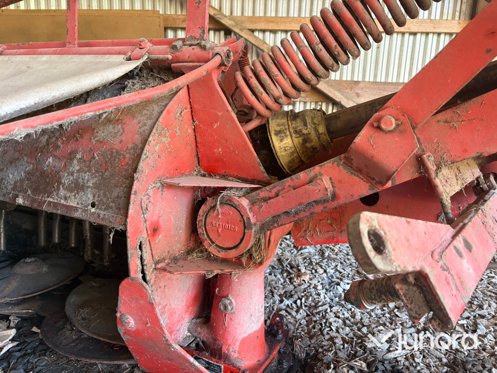 Slåtterkross - Kuhn FC 55