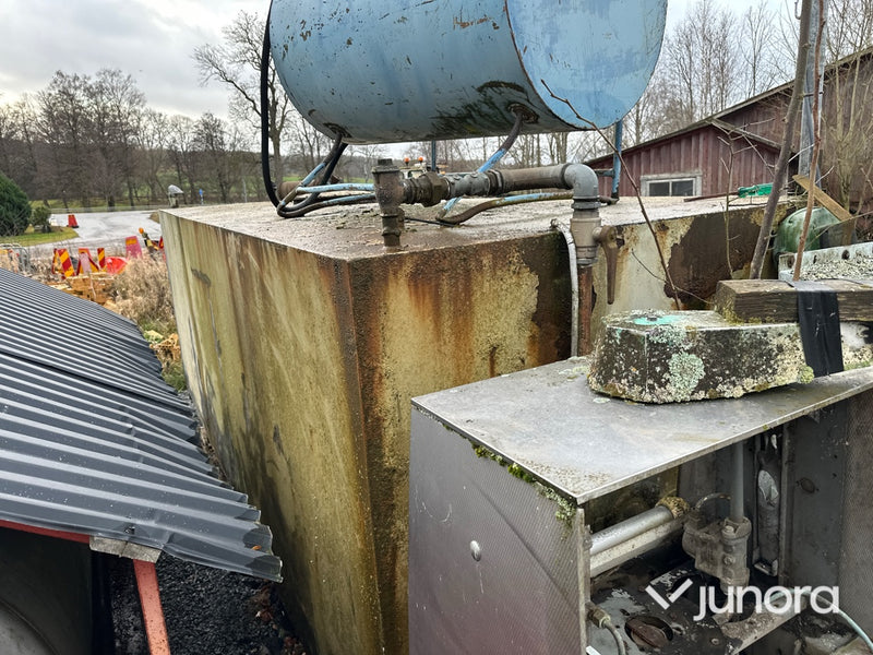 Dieseltank - med pump, 10 kubik