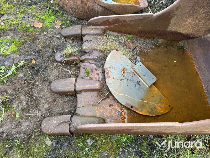 Grävskopa - tandad, S70