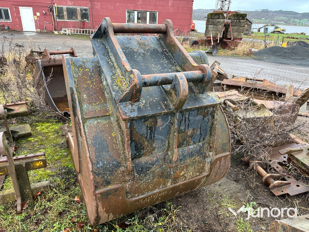 Grävskopa - tandad, S70