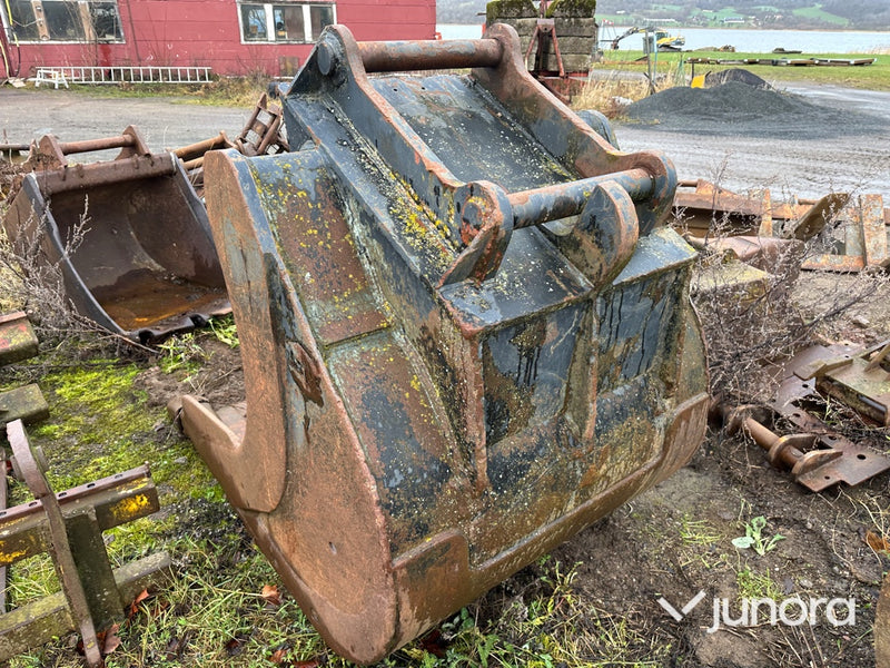 Grävskopa - tandad, S70