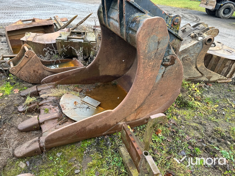 Grävskopa - tandad, S70