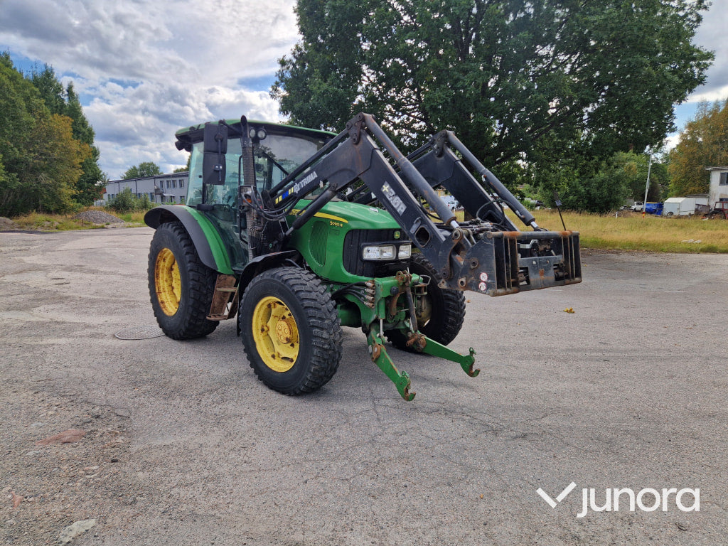 Traktor John Deere 5090 R