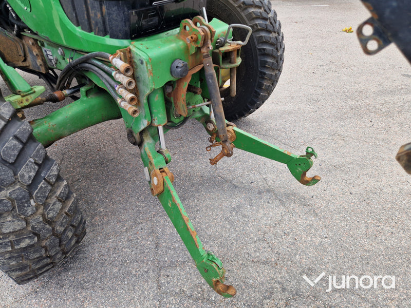 Traktor John Deere 5090 R