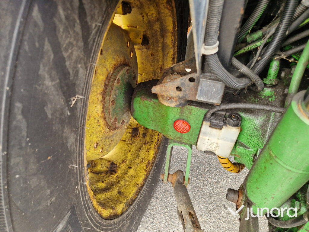 Traktor John Deere 5090 R