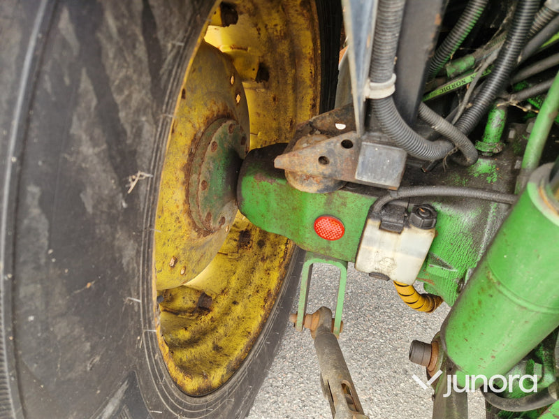 Traktor John Deere 5090 R