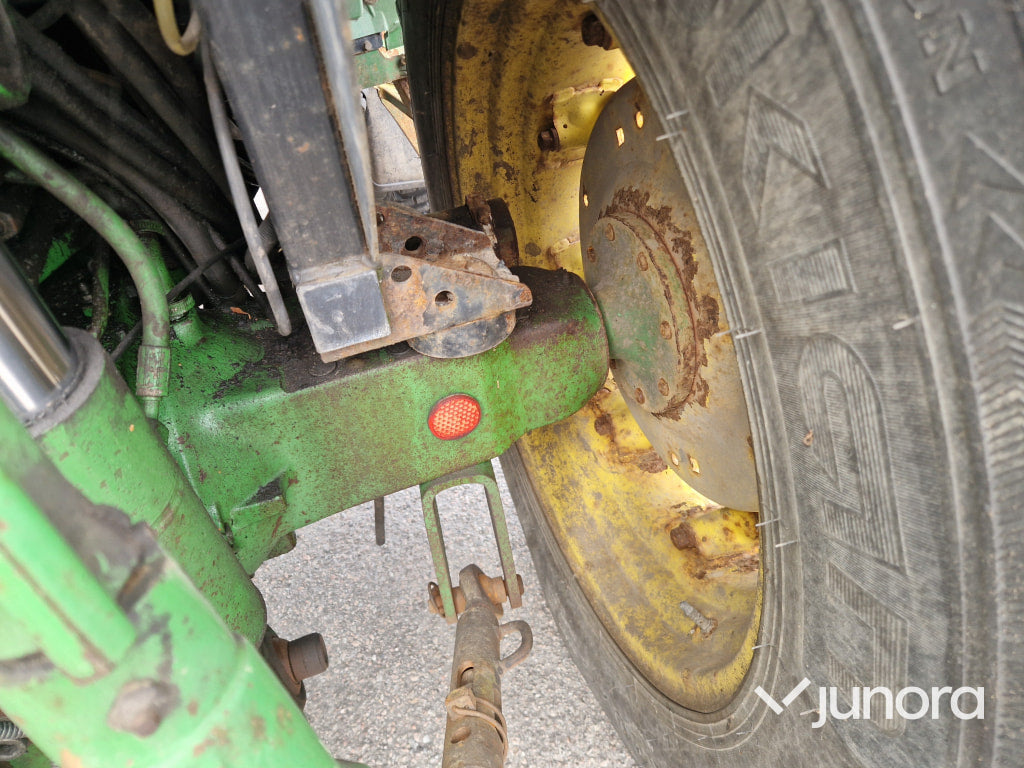 Traktor John Deere 5090 R