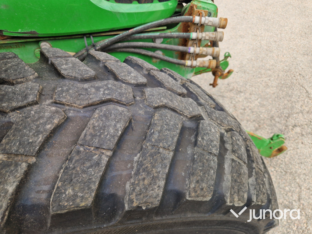 Traktor John Deere 5090 R