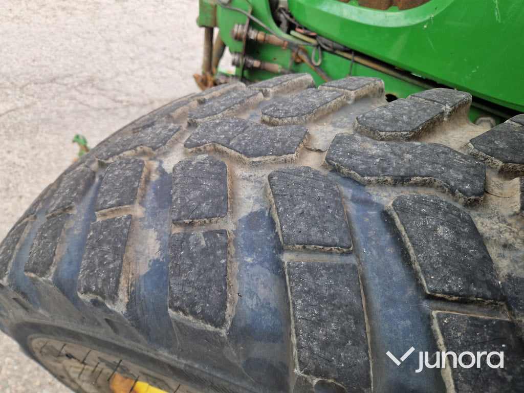 Traktor John Deere 5090 R