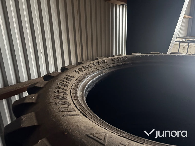 Däck - Trelleborg Industrail Tractor 459 620/60B34 (4st)