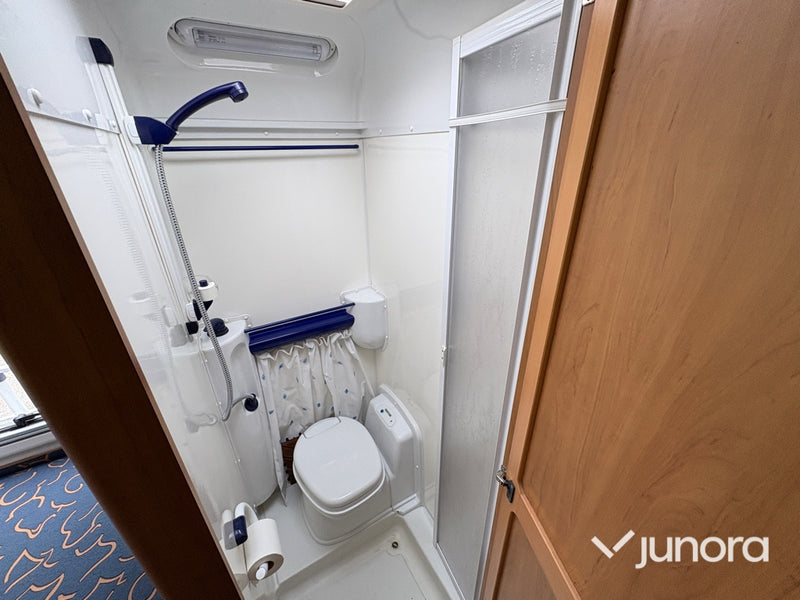 Husbil Hymer B654
