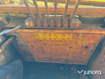 Traktorgrävare - 350 Boxer Haragrävare