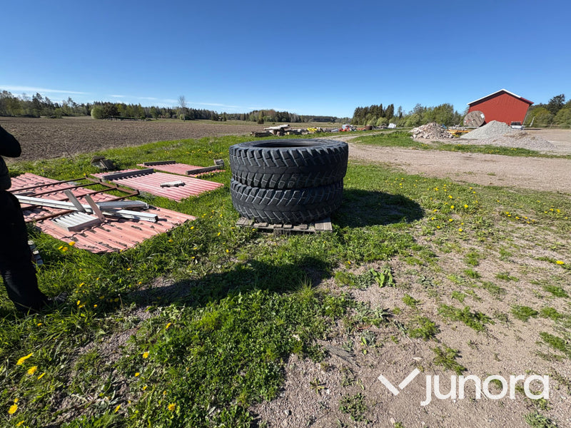 4 st Nokia TRI 2 Entreprenaddäck