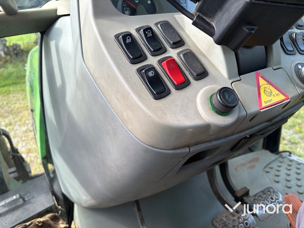 Traktor - Deutz-Fahr Agrotron K120 med lastare