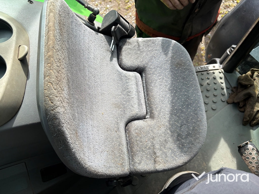 Traktor - Deutz-Fahr Agrotron K120 med lastare