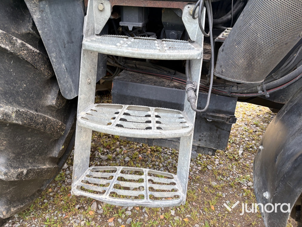 Traktor - Deutz-Fahr Agrotron K120 med lastare
