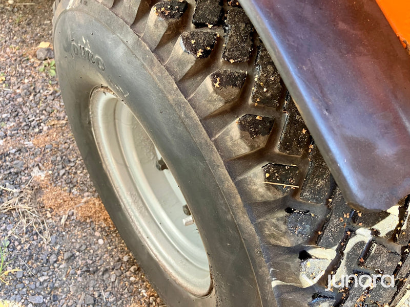 Holder C240 redskapsbärare