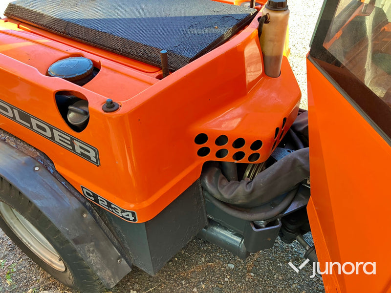 Holder C240 redskapsbärare