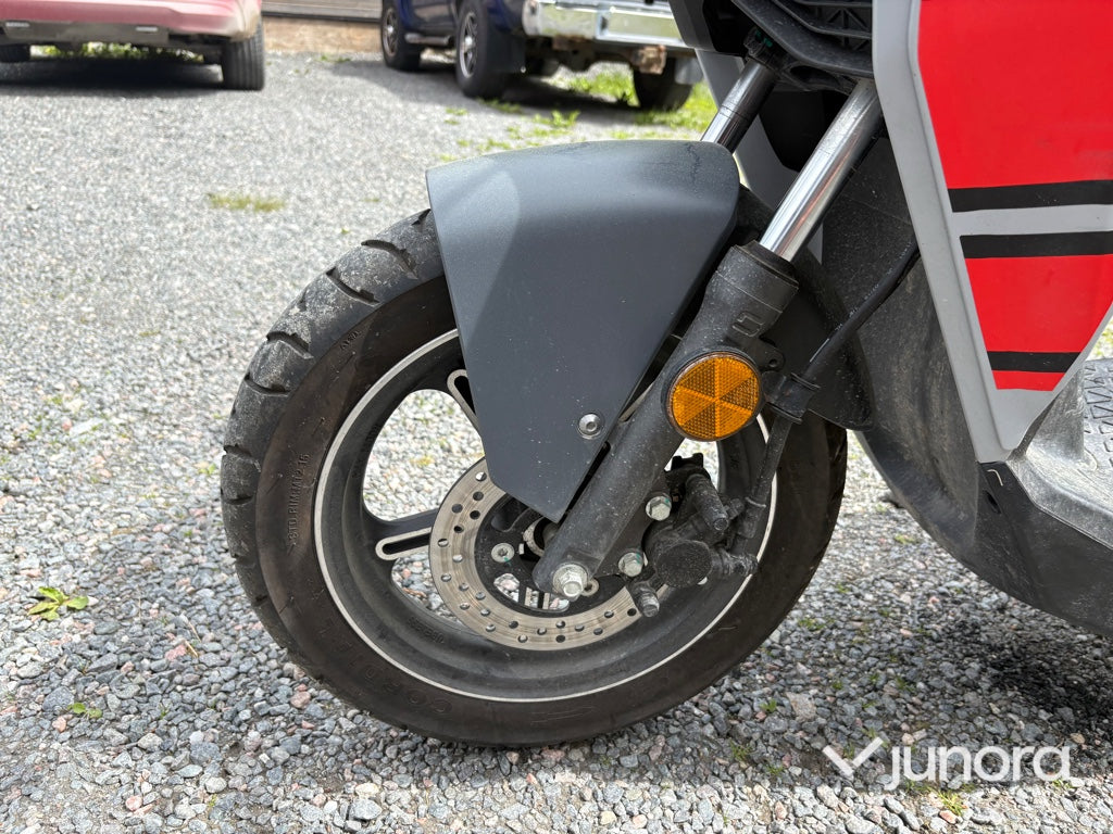 Elmoped - Super, Soco