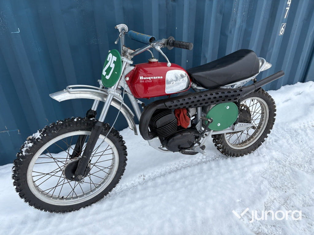 Crossmotorcykel - HVA 250 cc