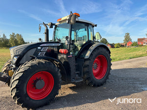 Fendt 724 vario med frontlyft & pto