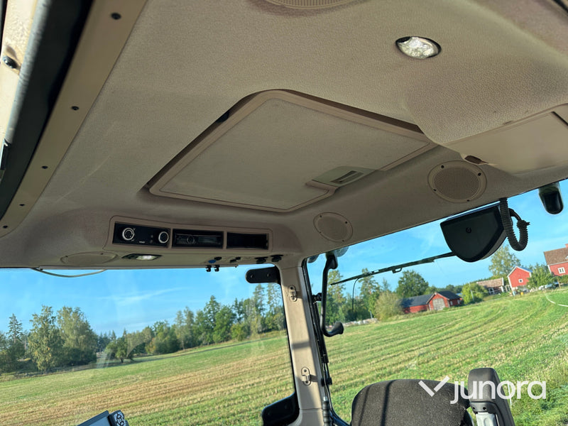 Fendt 724 vario med frontlyft & pto