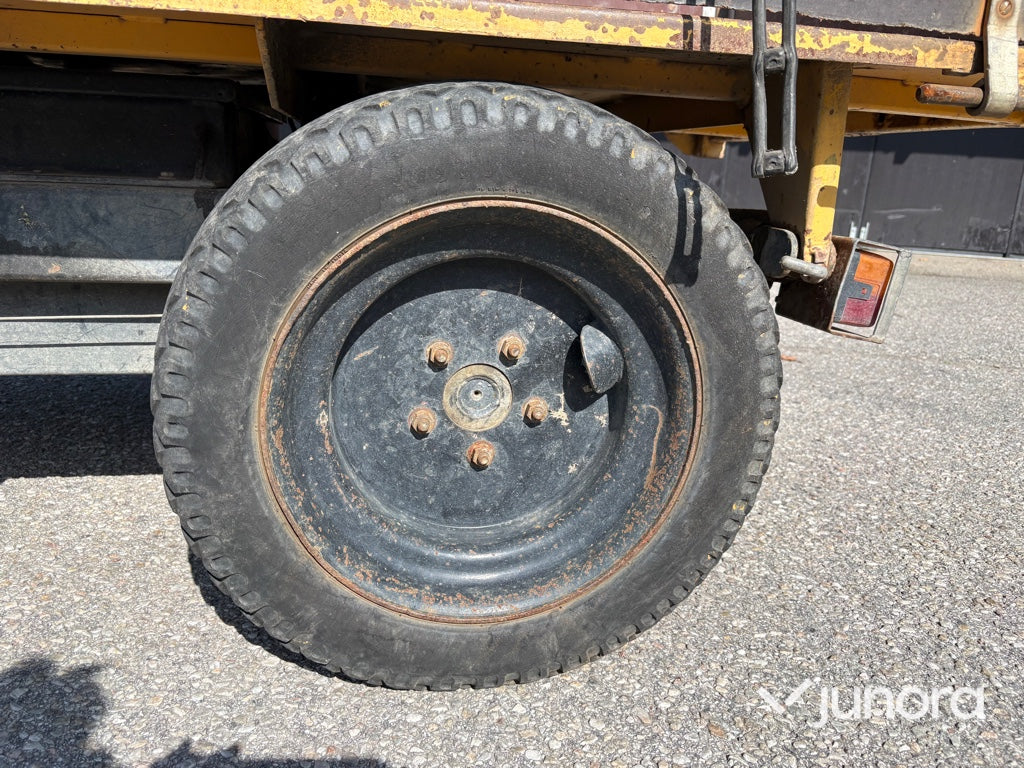 Eldriven flaktruck med trevägstipp – Alme TR10EL