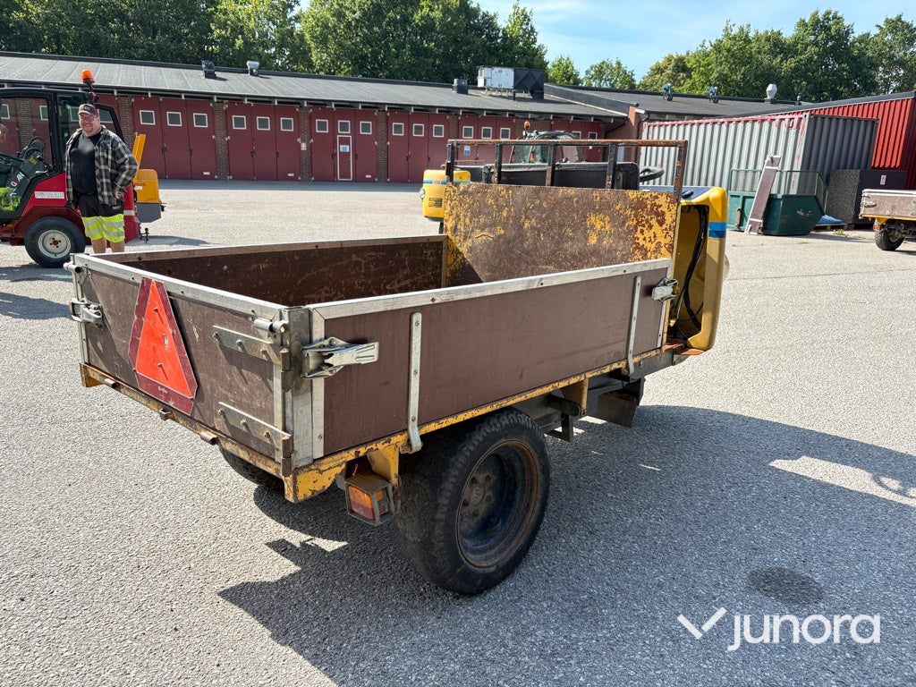 Eldriven flaktruck med trevägstipp – Alme TR10EL