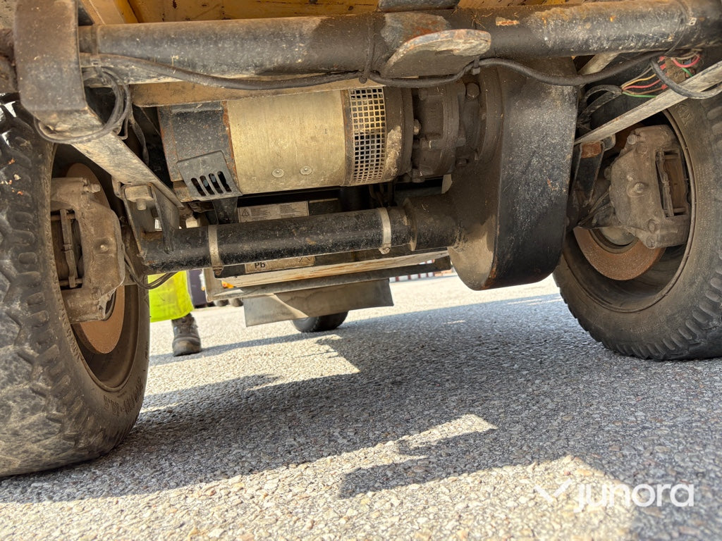 Eldriven flaktruck med trevägstipp – Alme TR10EL
