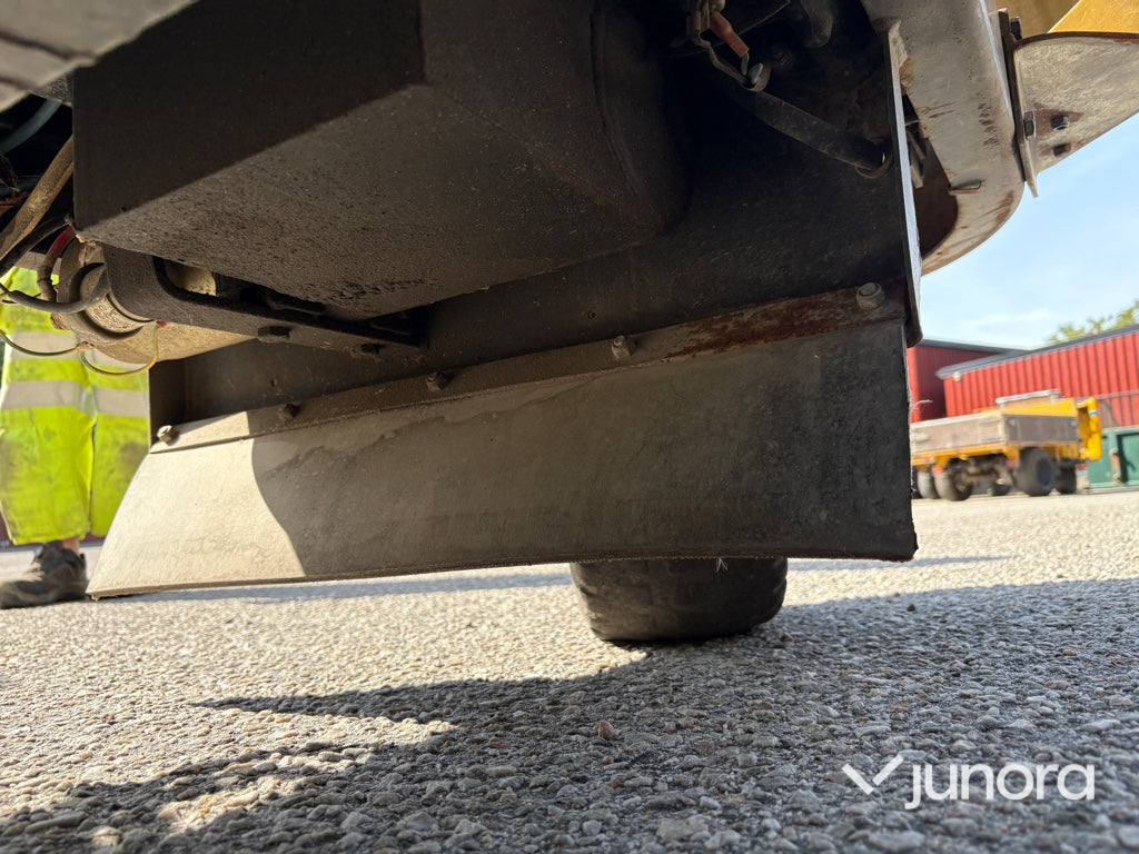 Eldriven flaktruck med trevägstipp – Alme TR10EL