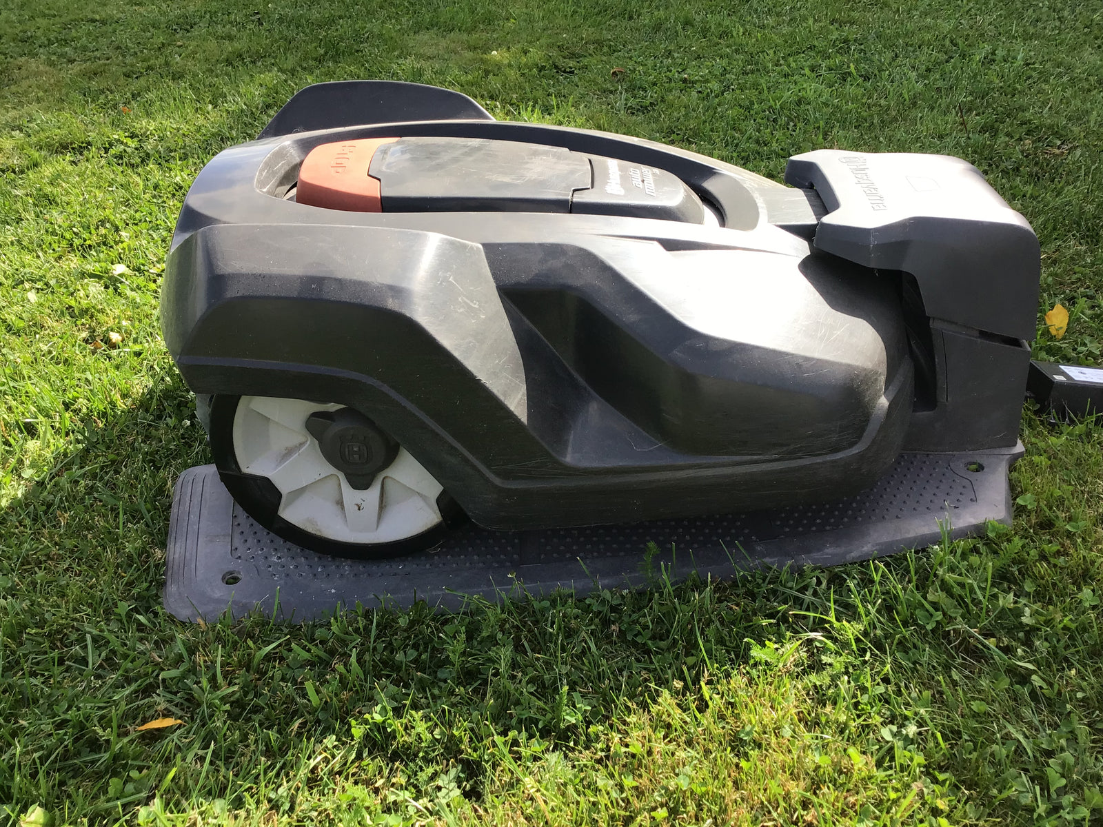 Robotgräsklippare Husqvarna 320