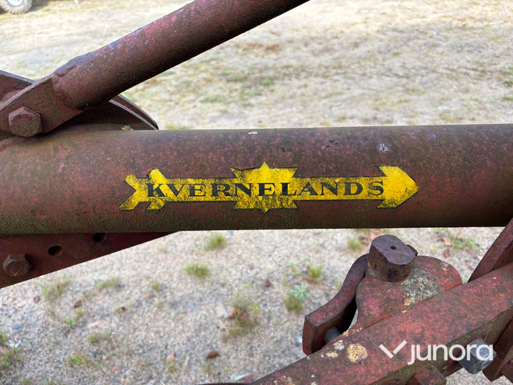Plog Kverneland 3-skärig