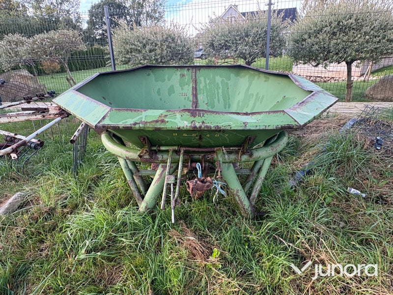Gödselspridare 600l