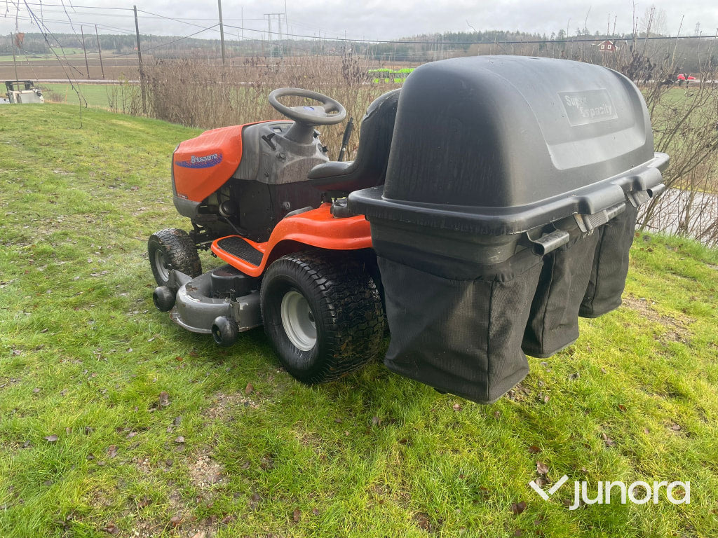 Åkgräsklippare - Husqvarna YTH2148