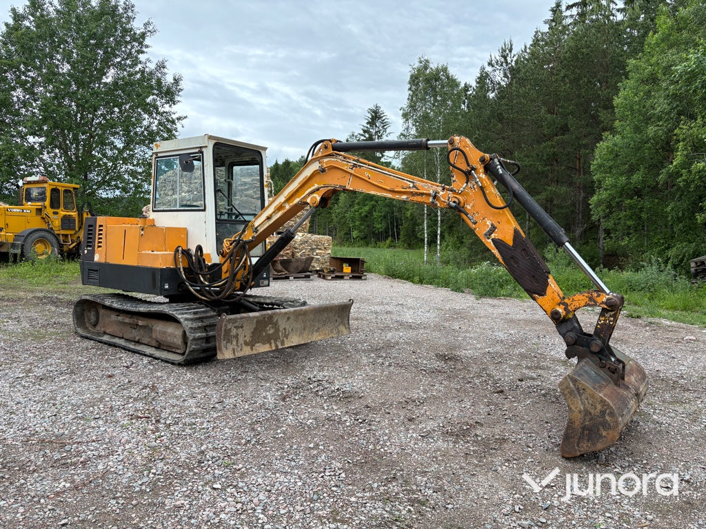 Grävmaskin - Hanix, N 450