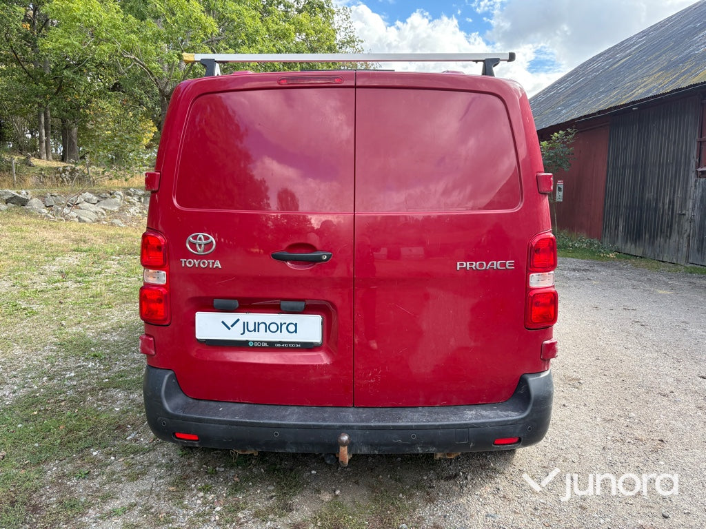 Skåpbil Toyota Proace
