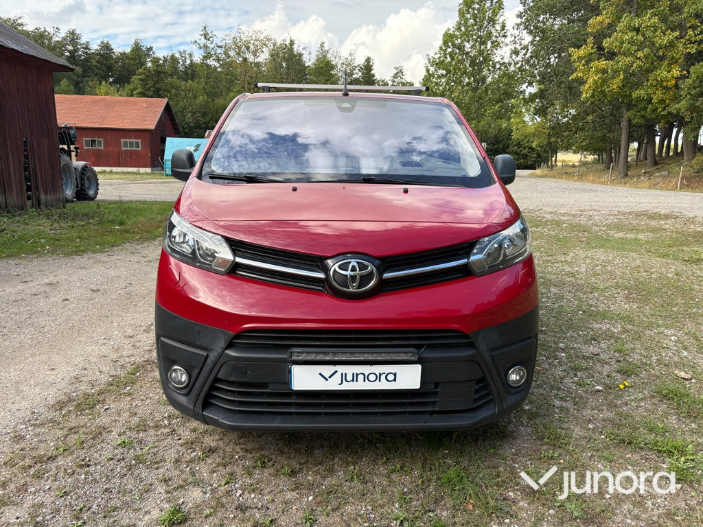 Skåpbil Toyota Proace