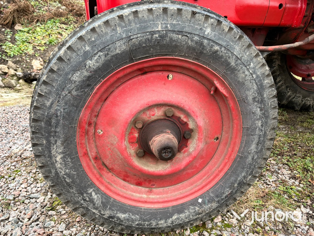 Traktor - Volvo, T31