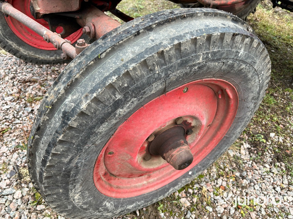 Traktor - Volvo, T31