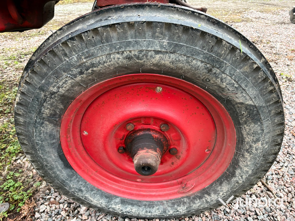 Traktor - Volvo, T31
