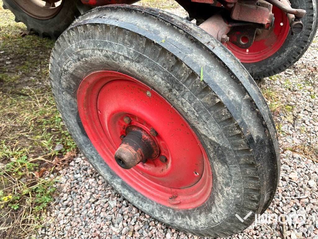 Traktor - Volvo, T31