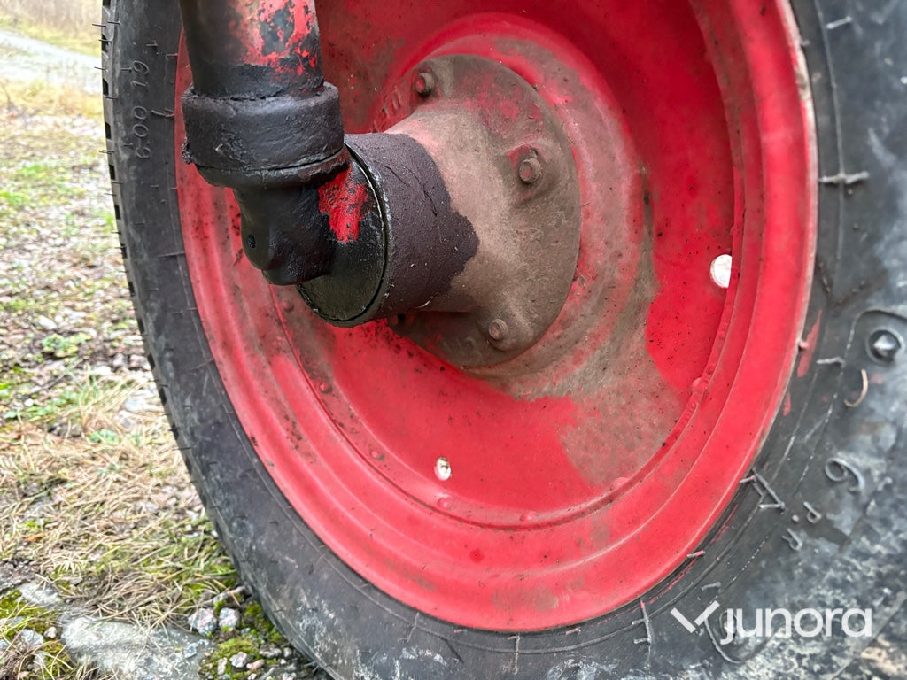Traktor - Volvo, T31
