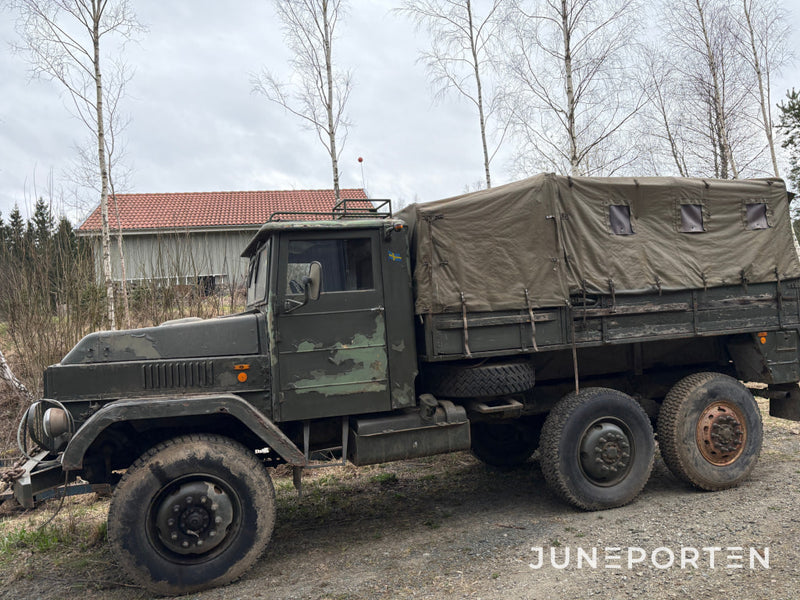 Militär lastbil Volvo TL 31