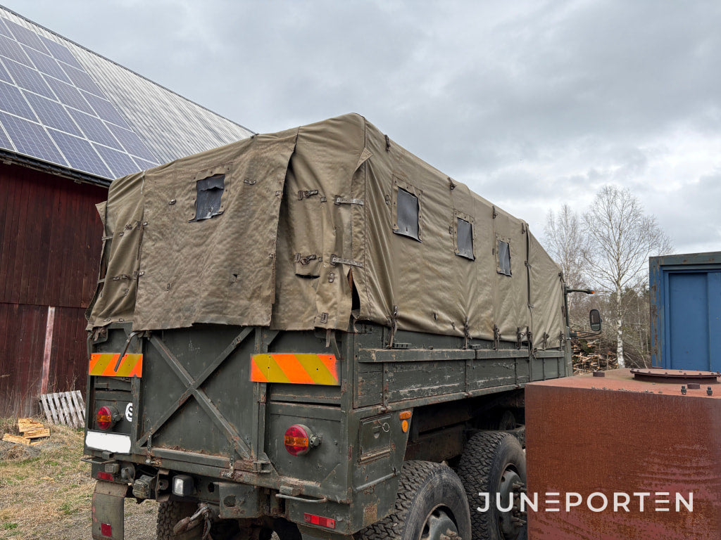 Militär lastbil Volvo TL 31
