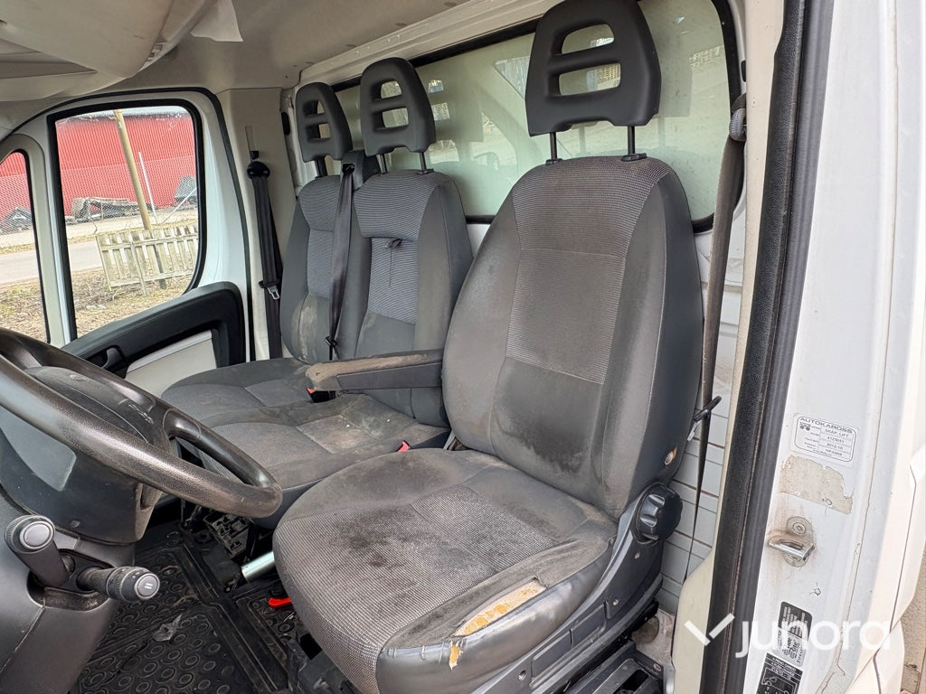 Skåpbil - Peugeot Boxer 2.2 HDi 150