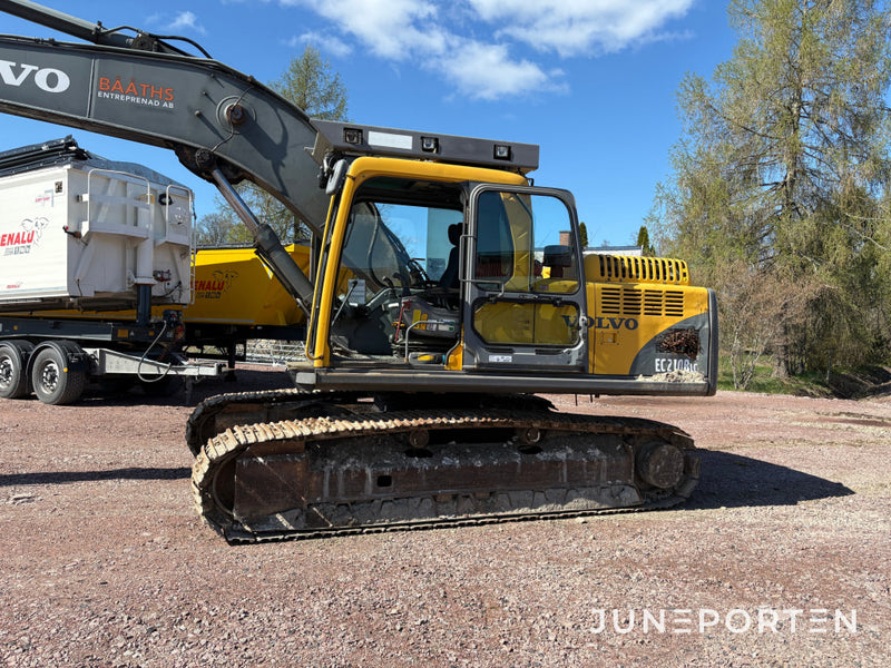 Grävmaskin Volvo EC 210B LC