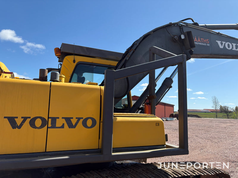 Grävmaskin Volvo EC 210B LC