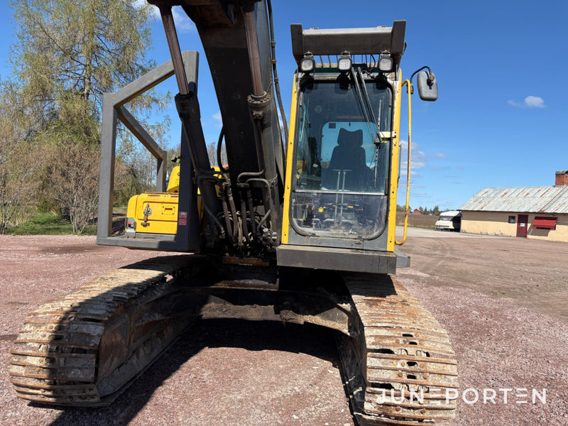 Grävmaskin Volvo EC 210B LC